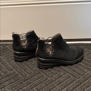 Jambu Black Ankle Boots